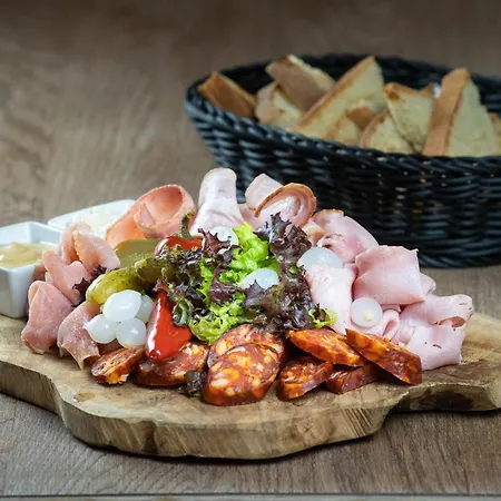 Minipivovar Tatras ゲストハウス ポプラト