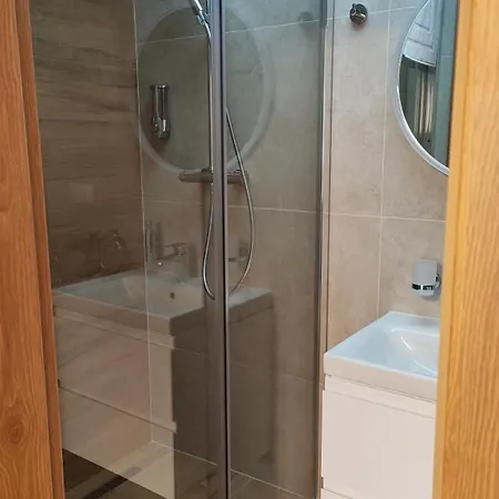 Minipivovar Tatras ゲストハウス ポプラト